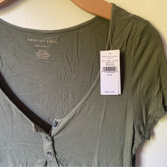 Olive Top From American Eagle - Picture 3 of 4